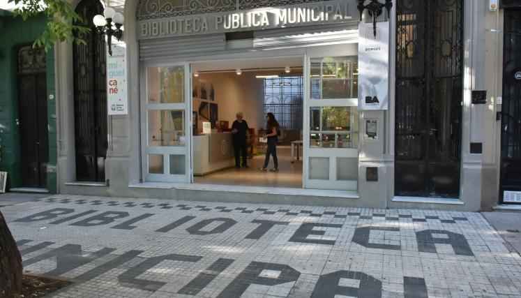 Biblioteca Miguel Cané
