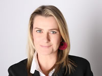 La vigilia y los sueños sobrevuelan la novela de Almudena Solana