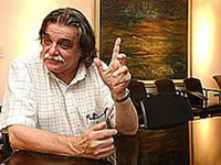 Horacio González: ''A Borges también deben leerlo los revolucionarios''