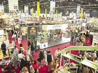 Entre anuncios y reclamos, se inauguró la Feria del Libro