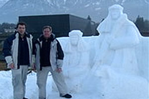 Escultura en nieve de artistas de Santa Teresita en Austria 