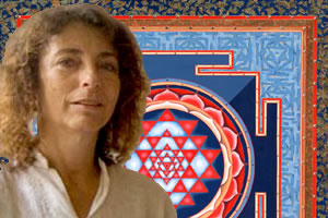 Mónica Goldstein, entre la plástica, la música y el yoga.