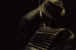 Se inaugura una muestra plástica sobre Tango