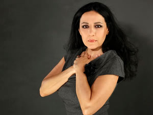Roxana Amed presenta Inocencia